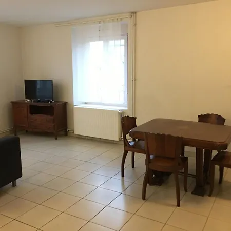 Сasa de vacaciones Au Cœur De Velle-sur-moselle, Proche Nancy Et Lunéville, Terrasse Privative - Fr-1-584-178 Velle-sur-Moselle